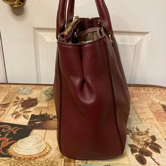 MICHAEL KORS MK LEATHER BURGANDY TOTE SHOULDERBAG - Picture 10 of 15